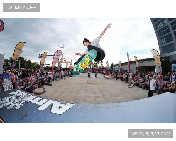 北京滑板队的节奏与风格探索：滑板文化的碰撞与融合